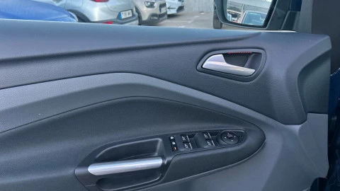 Ford Grand C-Max 1.0 EcoBoost 125 Auto-Start-Stop Titani.