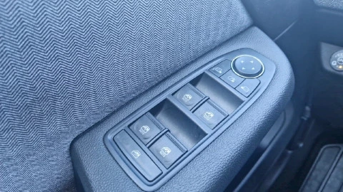 Renault Clio techno Eco-G 100cv (74kW)