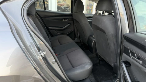 Mazda3 2.5L e-SKY G MHEV 103kW 6AT Prime-line