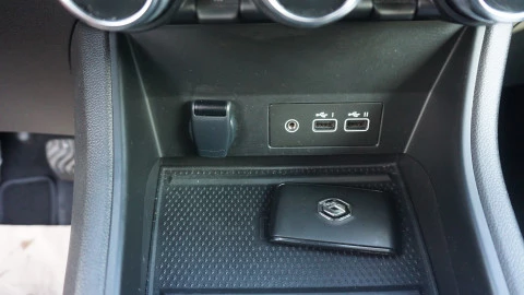 Renault Captur techno TCe 67kW (90CV)