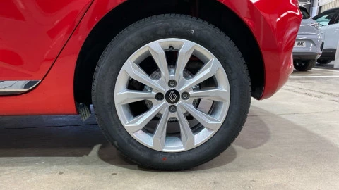 Renault Clio Evolution TCe 90 (67kw)