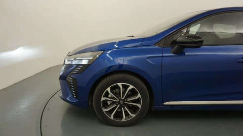 Renault Clio Techno E-Tech full hybrid 145 (103kw)