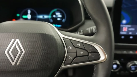 Renault Clio Techno E-Tech full hybrid 145 (103kw)