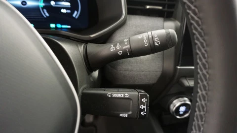 Renault Clio Techno E-Tech full hybrid 145 (103kw)