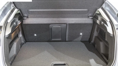 Citroën C4 Hybrid 136 e-DCS6 Plus