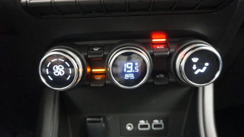 Renault Captur techno TCe 67kW (90CV)