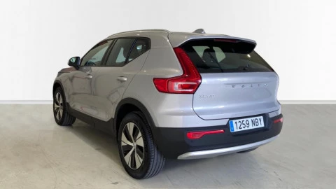 Volvo XC40 2.0 B3 G Core Auto
