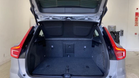 Volvo XC40 2.0 B3 G Core Auto