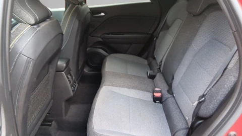 Renault Captur techno Eco-G 100cv (74 kW)