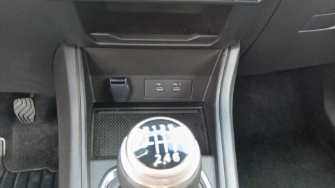 Renault Captur techno Eco-G 100cv (74 kW)