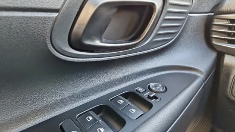 Hyundai Bayon 1.0 TGDI 74kW (100CV) 48V Maxx