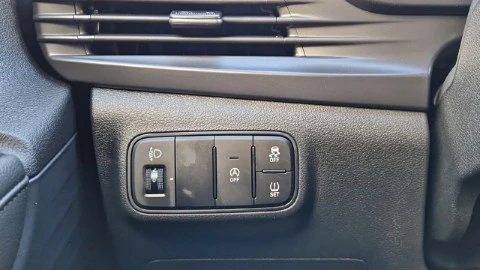 Hyundai Bayon 1.0 TGDI 74kW (100CV) 48V Maxx