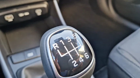 Hyundai Bayon 1.0 TGDI 74kW (100CV) 48V Maxx