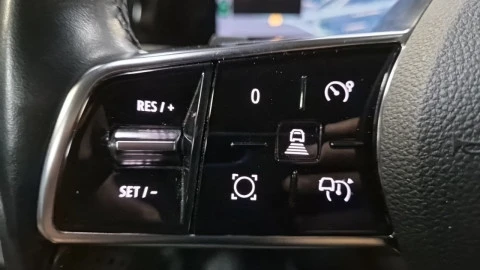 Renault Espace Iconic E-Tech full hybrid 146kW
