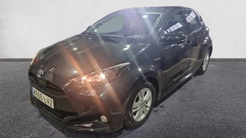 Toyota Yaris 1.5 120H Business Plus