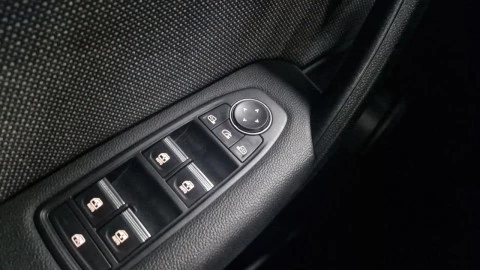 Renault Captur techno Eco-G 100cv (74 kW)