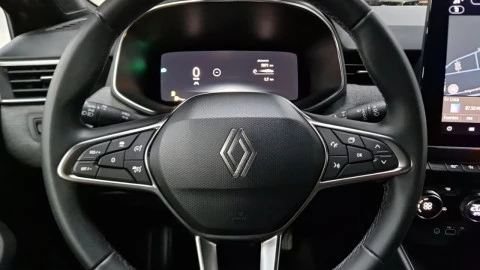 Renault Clio techno Eco-G 100cv (74kW)