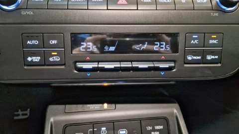 Hyundai Kona EV 150kW 65kWh N Line