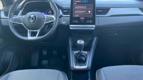 Renault Captur techno Eco-G 100cv (74 kW)