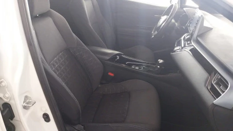 Toyota C-HR  Hibrido Advance 180H