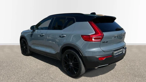 Volvo XC40 2.0 T4 R-Design Auto