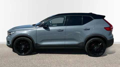 Volvo XC40 2.0 T4 R-Design Auto