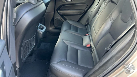 Volvo XC60 2.0 B4 D Core Auto