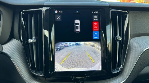 Volvo XC60 2.0 B4 D Core Auto