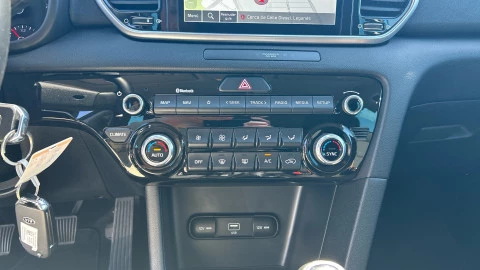 Kia Sportage 1.6 MHEV Black Edition 100kW (136CV) 4x2