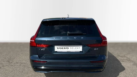 Volvo V60 2.0 B4 (G) Plus Dark Auto