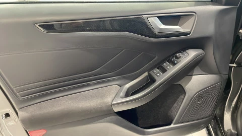 Ford Focus  1.0 Ecoboost MHEV ST Line 125