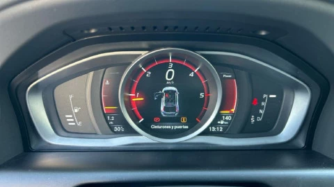 Volvo XC60 2.0 D4 Momentum Auto