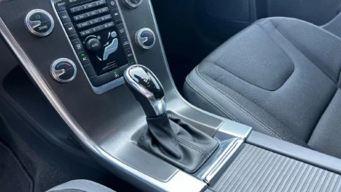 Volvo XC60 2.0 D4 Momentum Auto