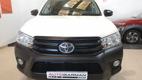 Toyota Hilux 2.4 D4D Cabina Doble GX