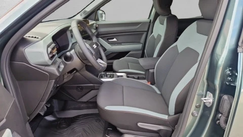Dacia Duster Extreme hybrid 155