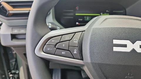 Dacia Duster Extreme hybrid 155