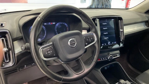 Volvo XC40 2.0 D3 Business Plus Auto
