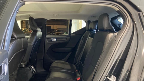 Volvo XC40 2.0 D3 Business Plus Auto