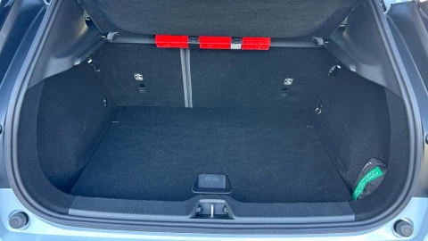 Volvo EX30 Single Motor Extended Range Plus Auto