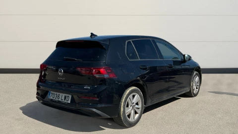 Volkswagen Golf Life 1.0 eTSI 81kW (110CV) DSG