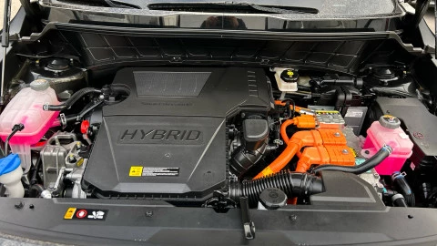 Kia Niro 1.6 GDi HEV 95kW (129CV) Drive