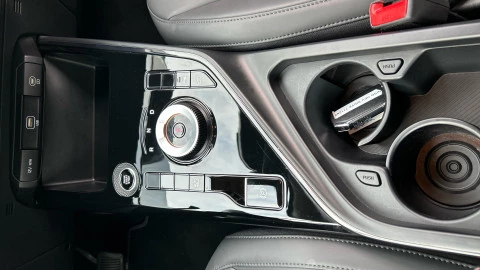 Kia Niro 1.6 GDi HEV 95kW (129CV) Drive