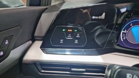 Volkswagen Golf Life 2.0 TDI 85kW (115CV) Variant