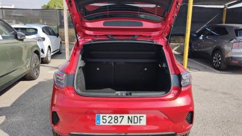 Renault Clio Techno full hybrid E-Tech 145 (103Kw)