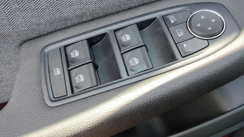 Renault Clio Techno full hybrid E-Tech 145 (103Kw)