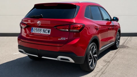 MG ZS Hybrid+ Luxury