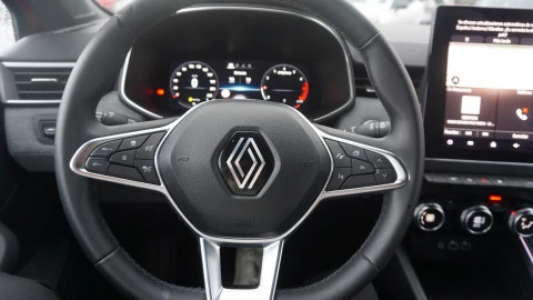 Renault Clio Techno TCe 90 (67kw)