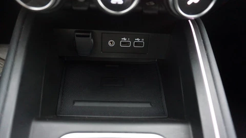 Renault Clio Techno TCe 90 (67kw)