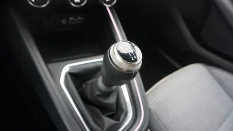 Renault Clio Techno TCe 90 (67kw)