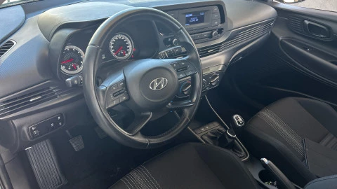 Hyundai Bayon 1.0 TGDI 74kW (100CV) 48V Essence